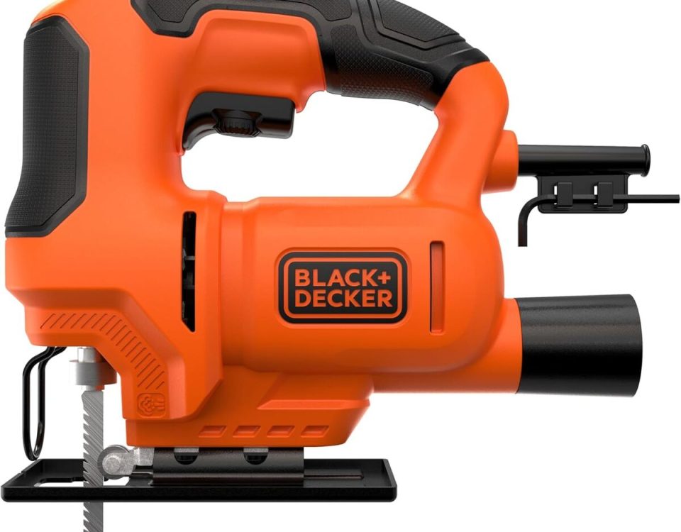 Test : scie sauteuse Black+Decker BES603-QS