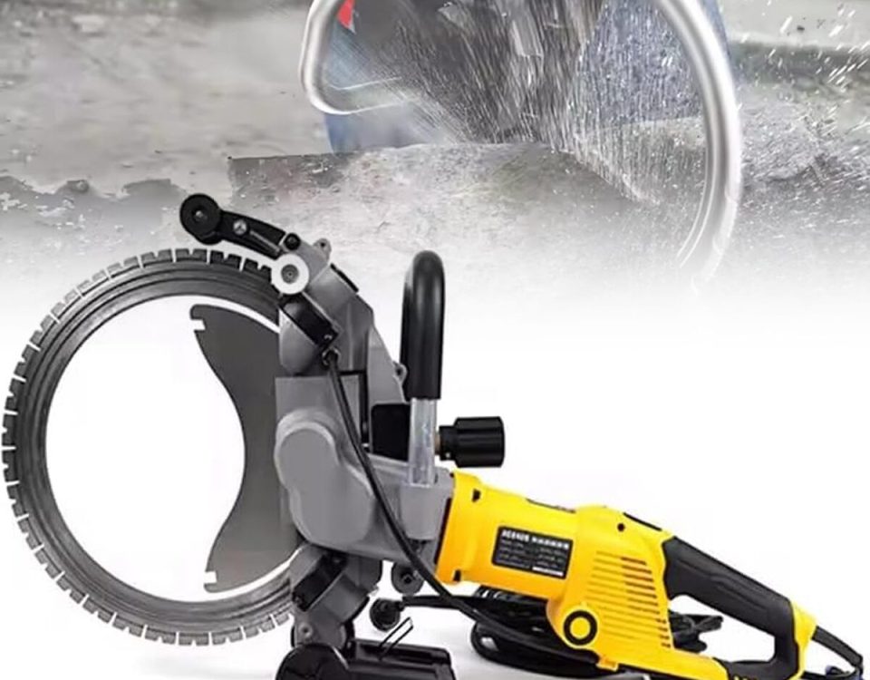 Test : scie à béton électrique 5000 W, profondeur 290 mm