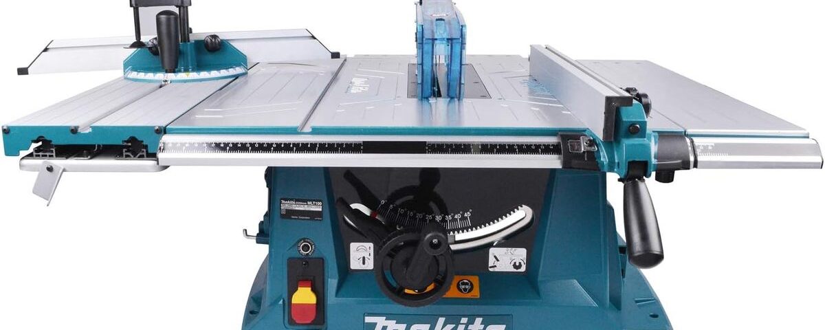 Test : scie sur table Makita MLT100 1500 W
