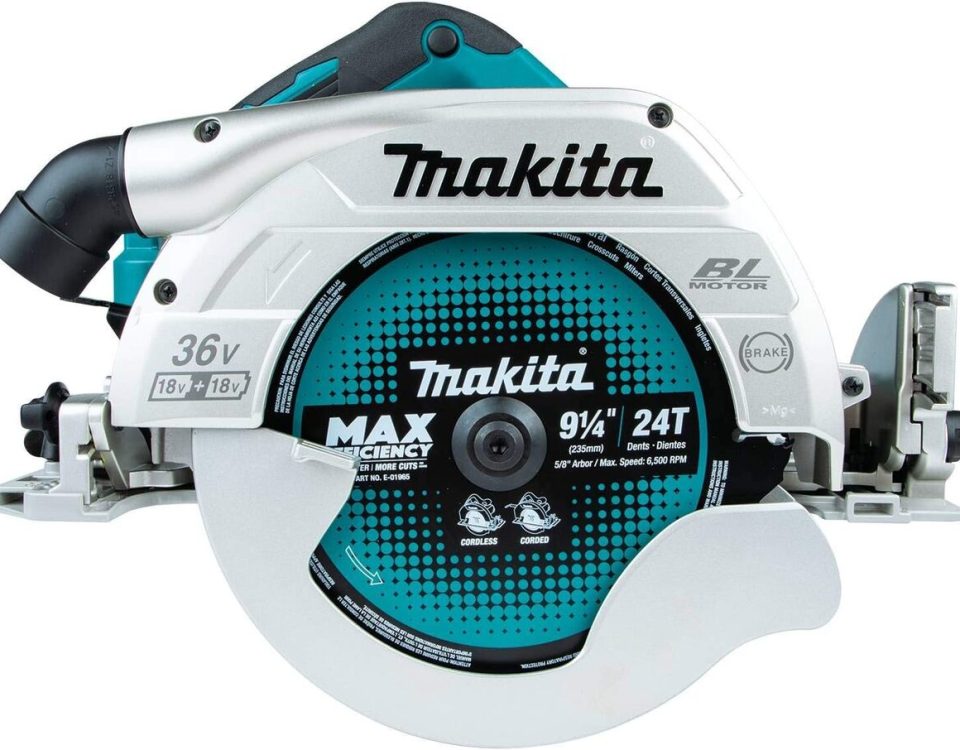 Test de la scie circulaire Makita DHS900Z 36V Ø235 mm