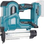 Test de l'agrafeuse électrique Vislone sans fil avec clous et batterie Makita