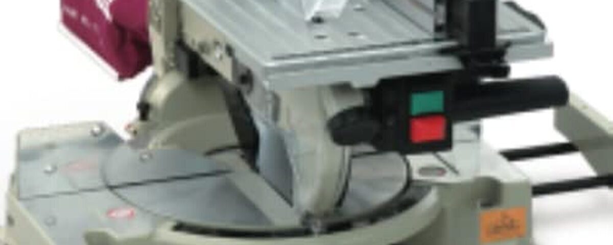 Test de la scie à onglets MAKITA LH1040 1650 W Ø260 mm