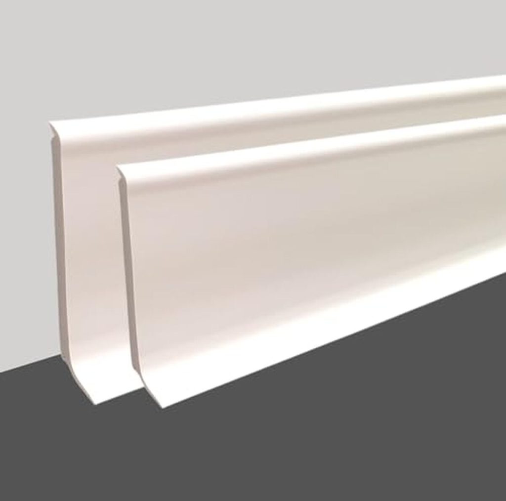 Test de la plinthe PVC MadeInNature : robustesse et design en blanc