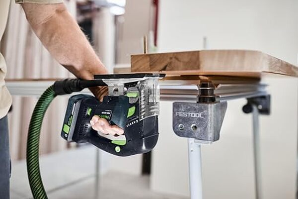 Découvrez notre avis sur la scie sauteuse sans fil Festool CARVEX PSBC 420 : évaluation de ses caractéristiques, performances et rapport qualité-prix pour vos projets de bricolage