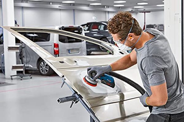 Découvrez notre test complet de la ponceuse excentrique sans-fil Bosch GEX 18V-125 : performances, avantages et verdict final pour vos travaux de ponçage. 