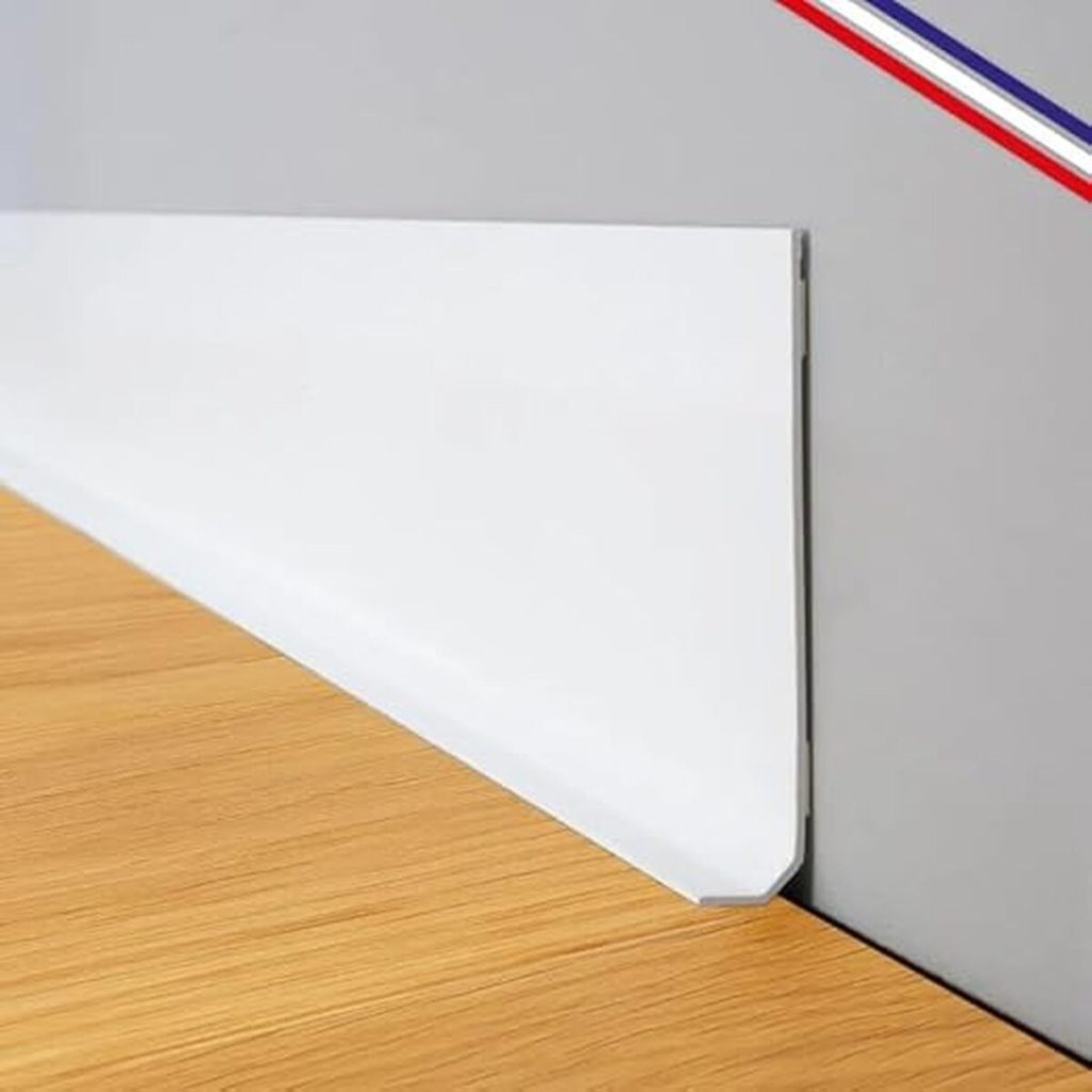Avis : plinthes murales adhésives 99 Déco résistantes et faciles à poser