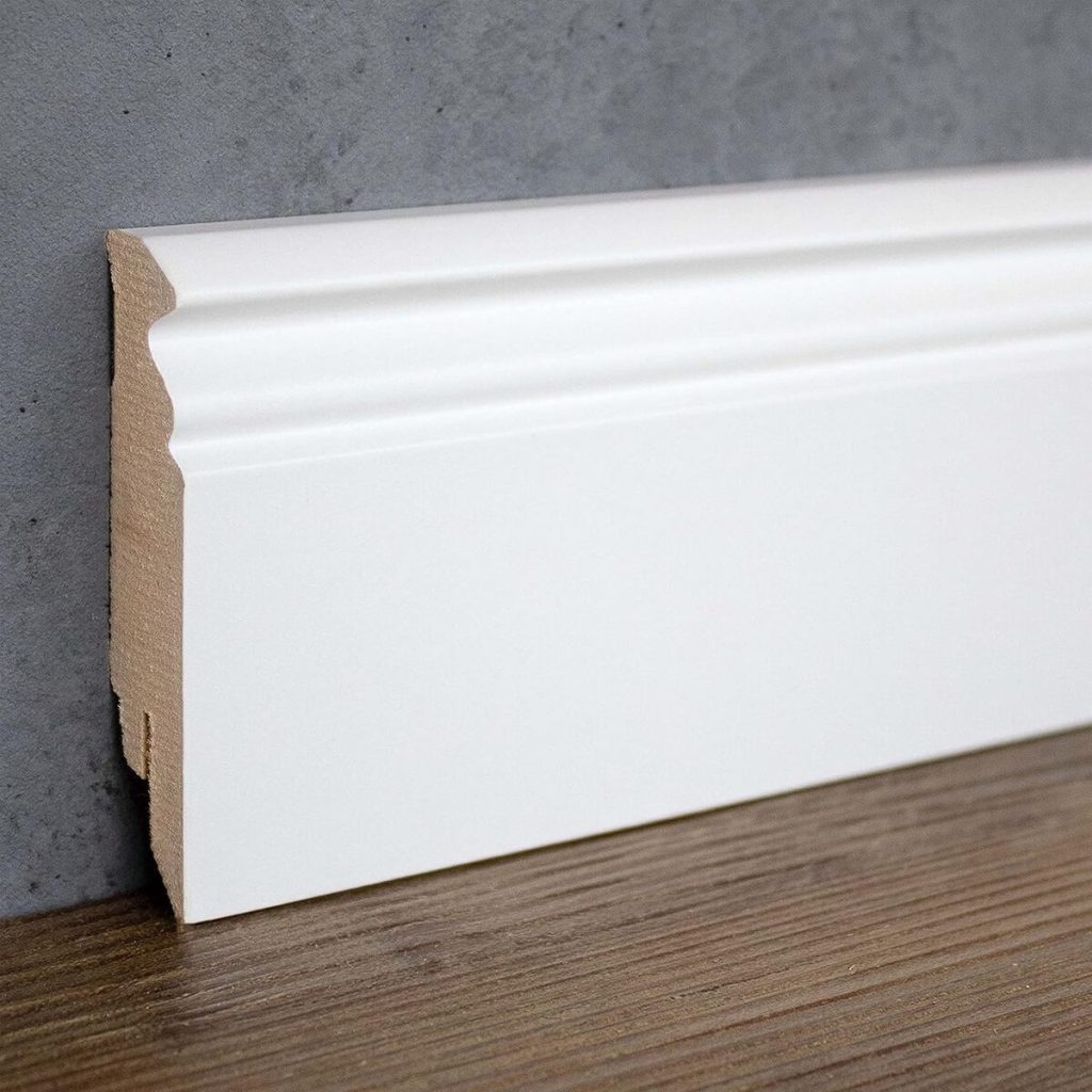 Test de la plinthe moulurée Proviston MDF 16x80x2500 mm blanc