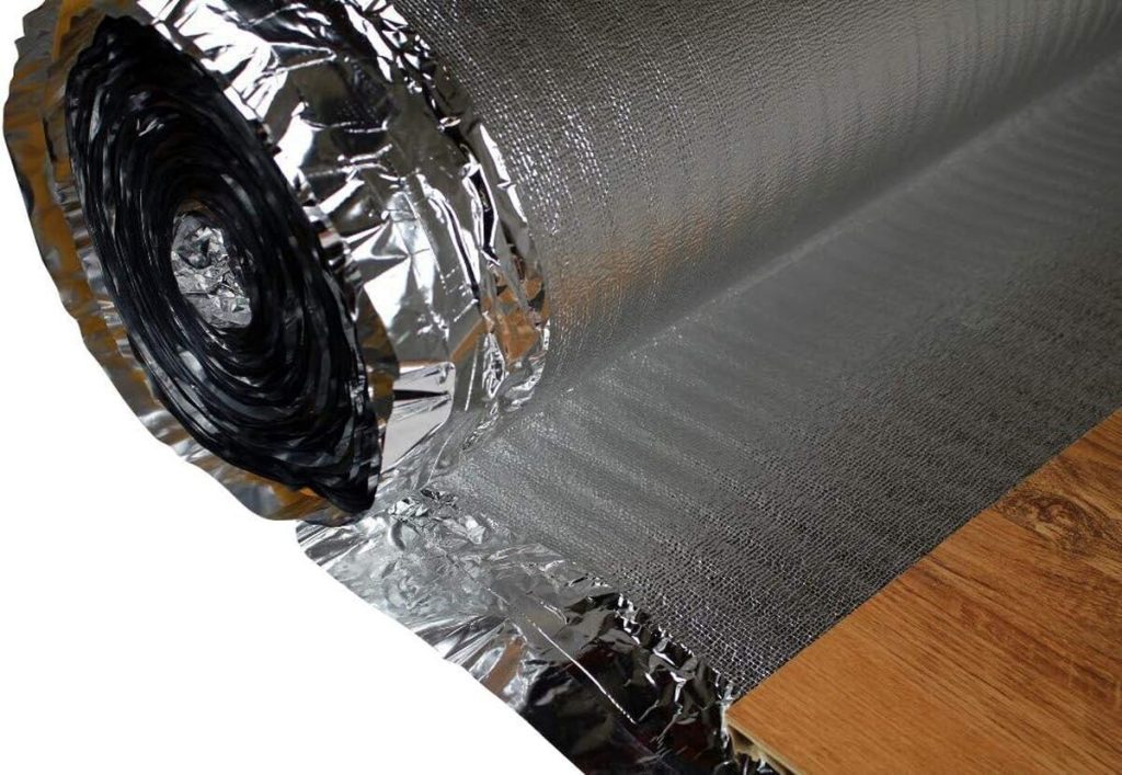Test de l'isolation HEXIM Silver plus pour parquets et sols stratifiés