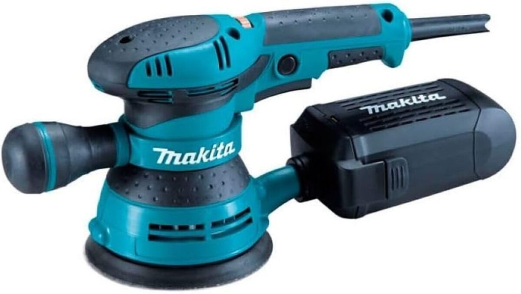 Test : ponceuse excentrique MAKITA BO5041 300 W
